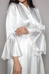 Elegant Lace-Trimmed Bridal Robe - Umbrella