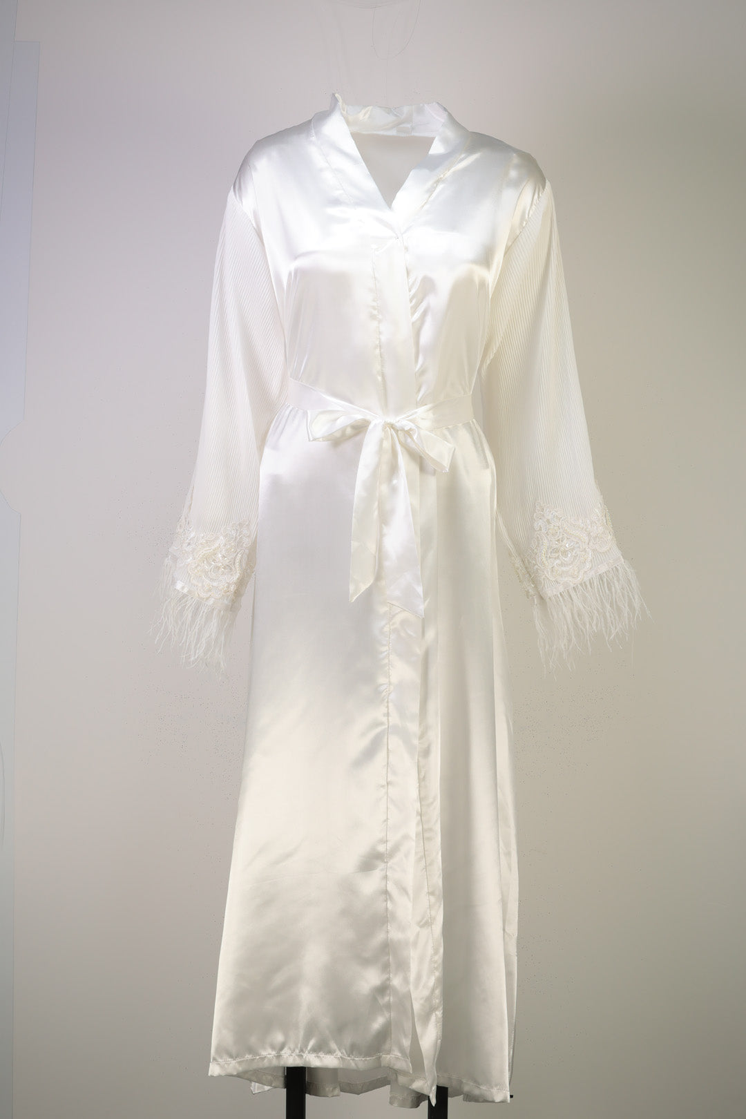 Ethereal Tulle-Feather Bridal Robe - Tulle-f